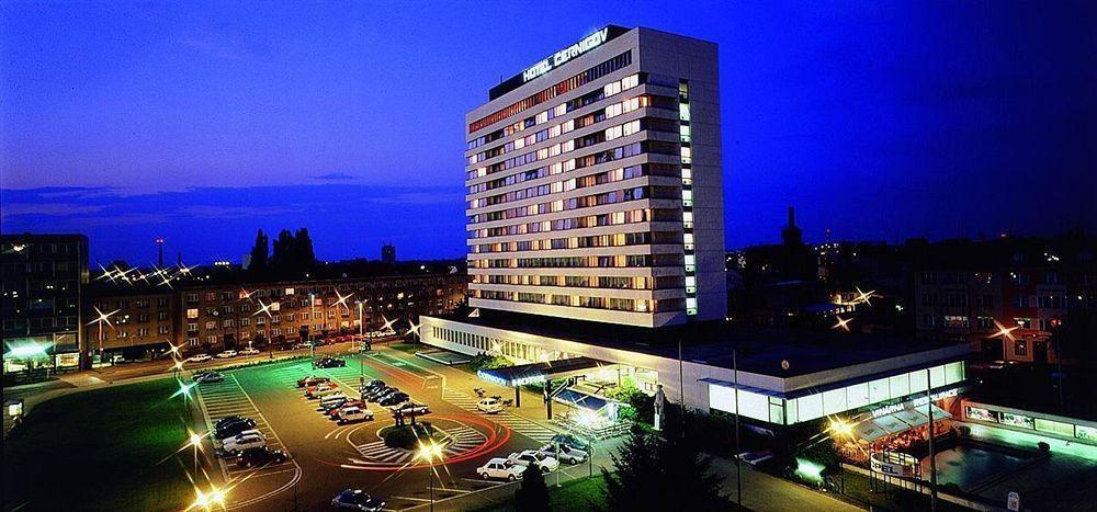 Hotel Cernigov Hradec Králové Esterno foto